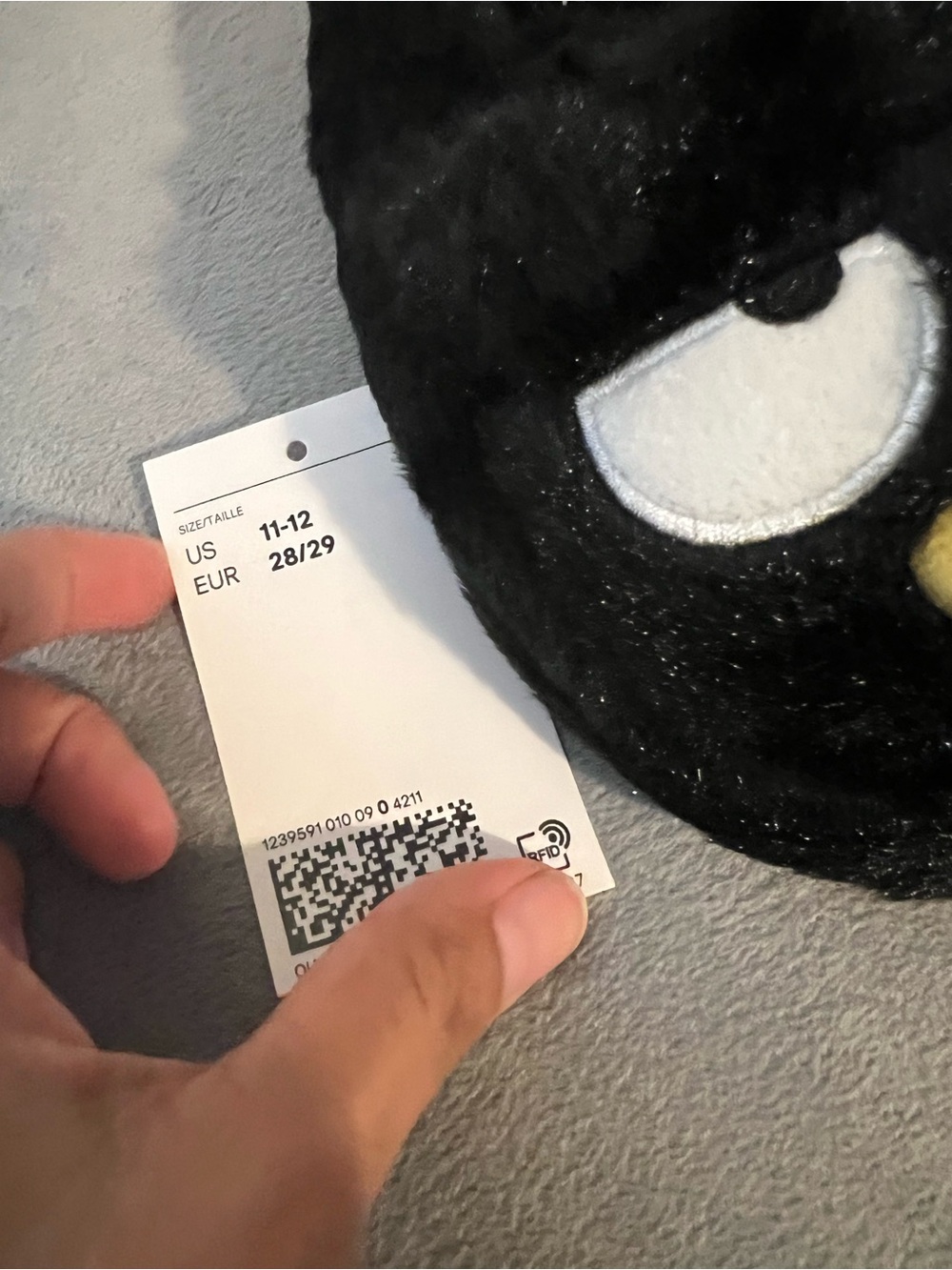 Badtz-Maru
H&M Black Plush Kids Slip-On Character Slippers with Yellow Beak - Picture 6 of 8